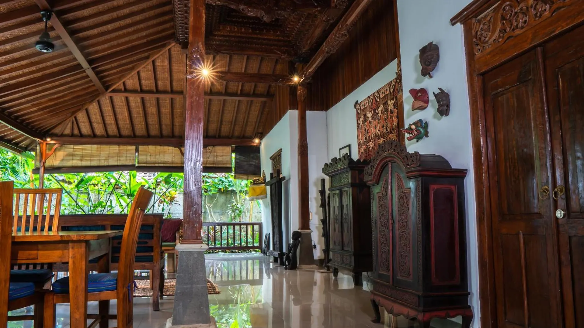 Rumah Joglo ウブド 0*,  インドネシア